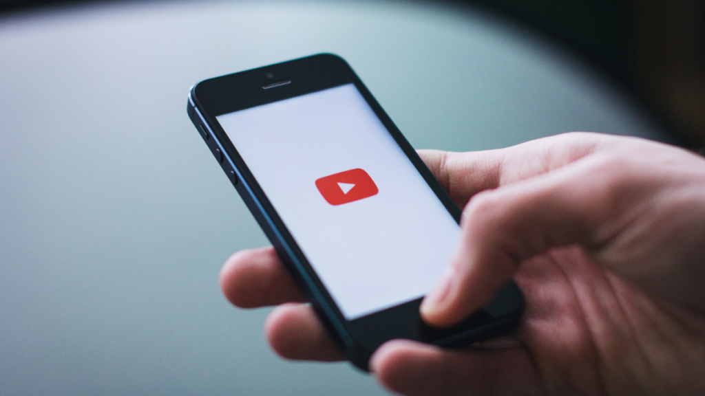 YouTube-Expands-Its-Live-Shopping-Features